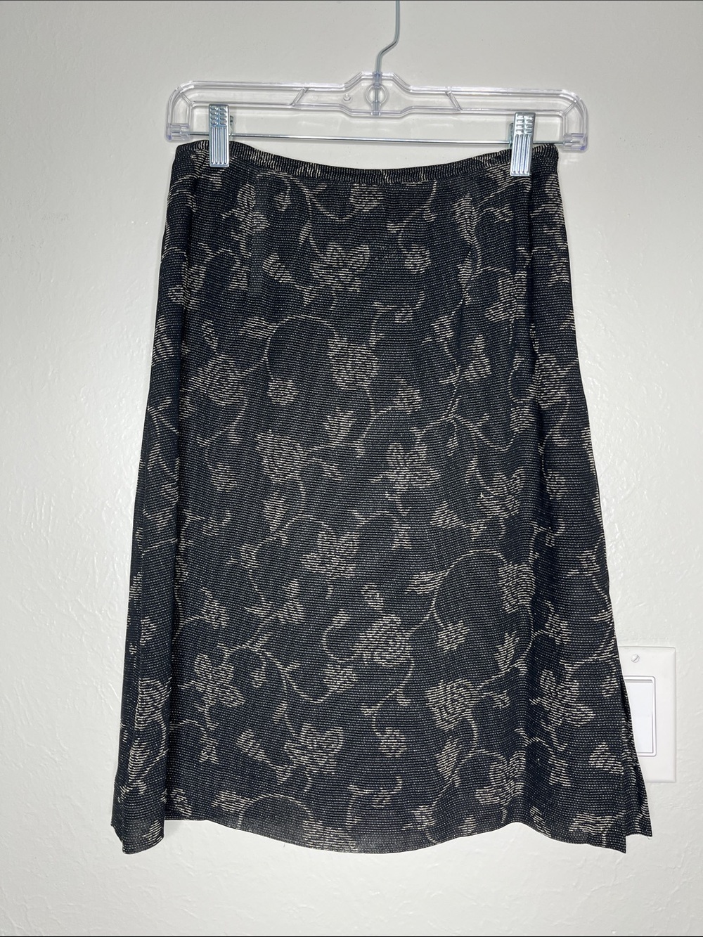 Vintage Y2K Ann Taylor Floral Midi Skirt Size 2 Black/Tan Indie Office Workwear